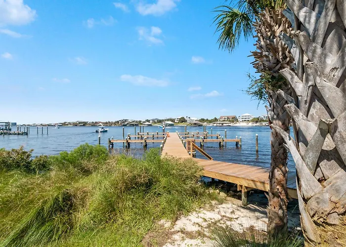 Needle Rush Point Unit E11 * Pensacola
