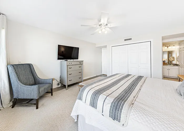 Needle Rush Point Unit E11 Holiday home